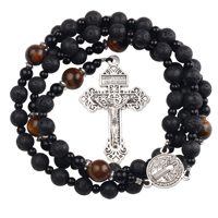 Collier de prière classique religieux en perles de pierre de lave noire de 8 mm avec crucifix de Saint Benoît pour hommes