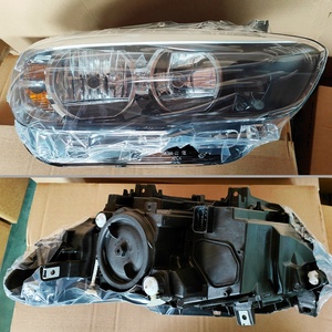 Faro Anteriore Sinistro e Destro Alogeno per <span class=keywords><strong>BMW</strong></span> <span class=keywords><strong>Serie</strong></span> <span class=keywords><strong>1</strong></span> F20 LCI 2016 <span class=keywords><strong>2017</strong></span> 2018 2019 OE 63117358391 63117358392 Ricambio - Product Image 4
