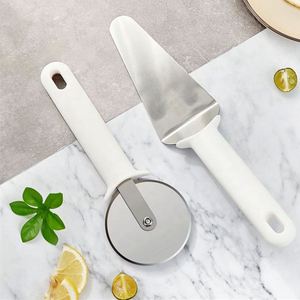 Cortador de Hojuelas de Maíz de Acero Inoxidable Pulido a Espejo con Mango de Plástico, Herramienta para Cortar Tartas y Galletas - Product Image 2