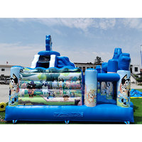 Château gonflable commercial en PVC sur le thème du chien bleu de dessin animé avec toboggan, combo château sauteur pour enfants, idéal pour les fêtes