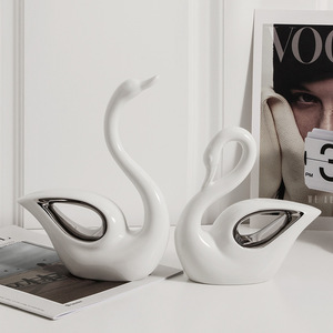Современные простые керамические украшения в виде лебедей, легкий люкс для декора дома, подарок на годовщину для гостиной - Product Image 4
