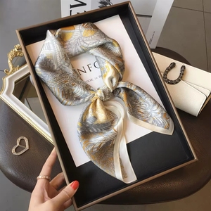 Lenço Pequeno Estilo Coreano, Moda Versátil, Decorativo para o Verão, Laço Quadrado Fino para Cabelo e Bolsa - Product Image 3