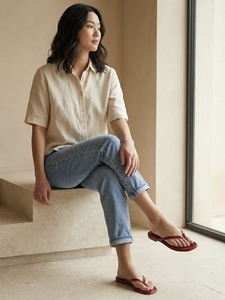 Sandali piatti <span class=keywords><strong>da</strong></span> <span class=keywords><strong>donna</strong></span> con cinturino sottile metallizzato, infradito alla moda, comodi e casual per l'estate e le vacanze al mare - Pronta Consegna - Product Image 6