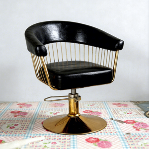 Vente directe d'usine, mobilier <span class=keywords><strong>de</strong></span> salon moderne et luxueux, chaises <span class=keywords><strong>de</strong></span> coiffure et <span class=keywords><strong>de</strong></span> beauté réglables en hauteur, chaises <span class=keywords><strong>de</strong></span> barbier professionnelles en gros - Product Image 1