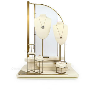 Présentoir de Luxe Personnalisé pour Bijoux en Métal – Support de Rangement pour Bagues, Boucles d'Oreilles et Colliers – Buste de Présentation de Bijoux - Product Image 4