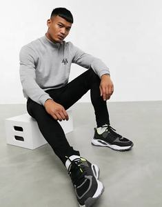 Sudadera Gris para Hombre con Cuello Redondo, Rayas y Ribetes Acanalados (Productos Huzaifa) - Product Image 4