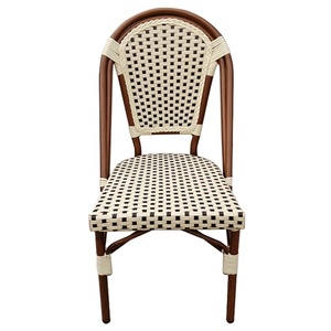 Chaise d'extérieur moderne en rotin avec cadre en tube d'aluminium pour salle à manger - Product Image 2