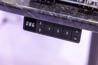 Bureau debout intelligent de luxe avec gestion intégrée des câbles – Bureau debout électrique à hauteur réglable
