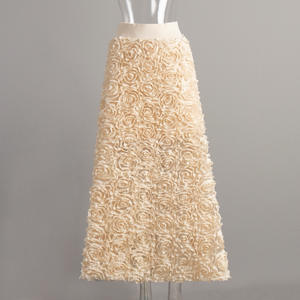 <span class=keywords><strong>Gonna</strong></span> <span class=keywords><strong>Lunga</strong></span> Elegante <span class=keywords><strong>Rossa</strong></span> Invernale 2025, Design Unico a Vita Alta, Abito da Sera Ispirato alla Moda Femminile con <span class=keywords><strong>Gonna</strong></span> a Petalo - Product Image 5