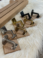 Rampe d'escalier en bois massif, couleurs personnalisées, options en bois de caoutchouc ou chêne rouge disponibles pour escaliers intérieurs