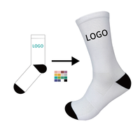 Chaussettes blanches en coton et polyester avec logo personnalisé pour l'école Chaussettes blanches d'équipage en jacquard brodé par sublimation