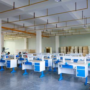 Tables <span class=keywords><strong>de</strong></span> travail <span class=keywords><strong>de</strong></span> <span class=keywords><strong>technicien</strong></span> unique <span class=keywords><strong>de</strong></span> poste <span class=keywords><strong>de</strong></span> travail d'approvisionnement dentaire 1.2 mètres bureau <span class=keywords><strong>de</strong></span> <span class=keywords><strong>laboratoire</strong></span> dentaire - Product Image 2