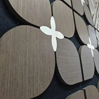 Panneau acoustique en MDF avec placage bois, panneau mural insonorisant 3D, décoration sculpturale en fibre PET pour hôtel, studio d'enregistrement, bureau