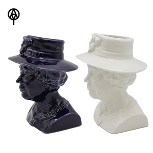 Tasse Tiki Queen Monochrome personnalisée OEM Tasse en céramique Elizabeth II noire et blanche Sublime Ustensile de bar Tasse Tiki - Product Image 2