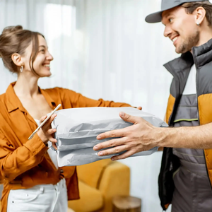 Sobres de Plástico Blanco Autoadhesivos Ecológicos Personalizados al por Mayor, Bolsas de Envío, Bolsas de Entrega para Mensajería, Bolsas para Ropa - Product Image 6