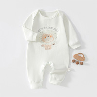 En gros, Combinaison bébé en coton doux à épaules tombantes, manches longues, imprimé ours, entrejambe à boutons-pression, pour usage quotidien