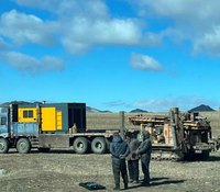 Compresseur d'air diesel de vis monté par dérapage de camion 410KW 35m3/min 30bar compresseur d'air pour le forage de puits d'eau
