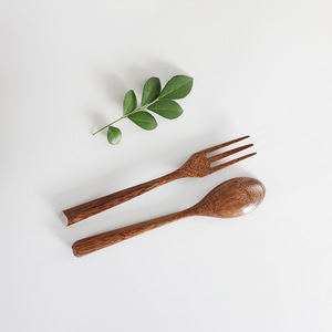 Ensemble de couverts en bois, cuillère, fourchette, baguettes, ustensiles de camping portables, ensemble de trois pièces - Product Image 3