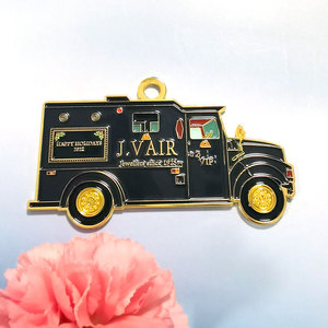 Ghim Ve Áo Tráng Men Kim Loại Cứng Mềm Thiết Kế Mới Bán Sỉ Chất Lượng Tốt Nhất Theo Yêu Cầu Không Có Tối Thiểu - Product Image 6