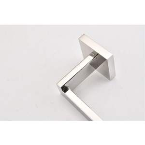 Juego de accesorios de baño de diseño moderno DB de 8 piezas, acabado cromado, metal y aleación de zinc, incluye toallero para uso doméstico o hotelero - Product Image 5