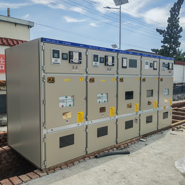 Huaxing 12KV Medium & High Voltage KYN28-12 Metal Switchgear 630A with IP4X/IP2X Protection for Electric Power Transmission 50Hz