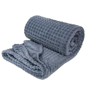 Wholesale custom throw flannel fleece plush thick mink warm thick fleece portable blanket