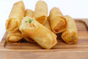 Vente en gros Rouleaux de printemps aux légumes chinois congelés IQF <span class=keywords><strong>Dim</strong></span> <span class=keywords><strong>Sum</strong></span> croustillant dans une boîte pour enfants - Product Image 6
