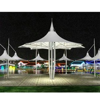 Structure de protection solaire en membrane PVDF imperméable pour extérieur, avec cadre en acier, résistance aux UV et au feu, design écologique, garantie 5 ans