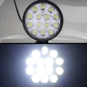 Lumière de travail LED ronde pour <span class=keywords><strong>automobile</strong></span>, éclairage auxiliaire, phare modifié <span class=keywords><strong>à</strong></span> usage général pour <span class=keywords><strong>automobile</strong></span>, lumière d'entretien pour véhicule - Product Image 4
