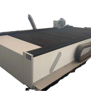 Machine de découpe laser à fibre 3015 FB haute précision à refroidissement par eau 3 axes pour tôles avec prise en charge BMP/PLT - Product Image 1