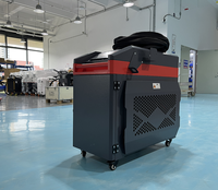 Machine de nettoyage au laser à fibre continue 1500W, pistolet industriel pour l'élimination de la rouille, de la peinture et des graffitis sur les métaux, laser HF