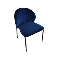 Chaise de salle à manger empilable avec assise et dossier rembourrés pour café, restaurant, événement, support personnalisé
