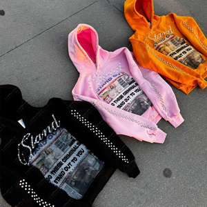 เสื้อฮู้ดซิปผู้ชาย ผ้าฝ้ายฟลีซ 100% ปักลายด้วยเส้นด้ายย้อมสี ล้างแบบ Dirty Washed พิมพ์ลายกราฟิกด้วยเทคนิค DTG ลายสาดสี ตัดสั้น - Product Image 3