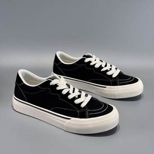 Chaussures plates décontractées de luxe pour hommes, style montant en toile, de créateur renommé, classiques et tendance, avec logo personnalisé, pour la marche décontractée - Product Image 3