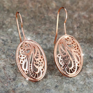 Boucles d'oreilles géométriques creuses sculptées pour femmes, bijoux élégants, délicats et polyvalents - Product Image 1
