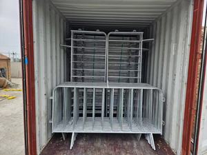 Panneaux <span class=keywords><strong>de</strong></span> clôture <span class=keywords><strong>de</strong></span> contrôle des foules galvanisés personnalisés, amovibles, portables, barrière <span class=keywords><strong>de</strong></span> clôture <span class=keywords><strong>de</strong></span> contrôle des foules, provenant d'une usine chinoise - Product Image 5