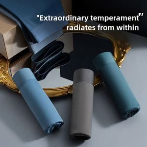 Calzoncillos Modales para Hombre de 100% Modal, Sin Costuras, de Tiro Medio, Transpirables y Antibacterianos para Uso Doméstico o Profesional - Product Image 2