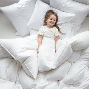 Insert de <span class=keywords><strong>couette</strong></span> en duvet d'oie et de canard Remplissage Taille et poids personnalisés <span class=keywords><strong>Couette</strong></span> <span class=keywords><strong>Couette</strong></span> Hôtel <span class=keywords><strong>Couette</strong></span> Charming Alice - Product Image 4