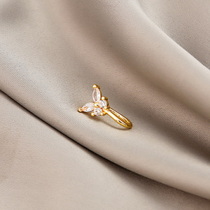 NYY Anneaux de nez en cuivre plaqué or 18 carats avec cinq diamants CZ pour femmes, bijoux de nez miniatures sertis de zircons, sans perçage - Product Image 6