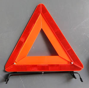 Kit <span class=keywords><strong>d</strong></span>'outils <span class=keywords><strong>d</strong></span>'<span class=keywords><strong>urgence</strong></span> essentiel pour voiture/camion avec câble <span class=keywords><strong>d</strong></span>'appoint robuste avec kit <span class=keywords><strong>d</strong></span>'assistance routière - Product Image 2