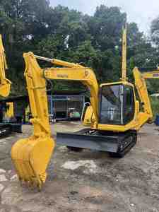 Excavadora de cadenas Komatsu 60 de 6 toneladas en oferta, con componentes de alta calidad, 1 año de garantía, importación mundial - Product Image 2