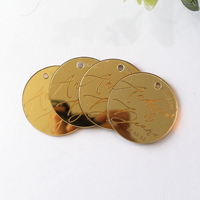 Étiquettes en acrylique miroir doré en gros pour vêtements, étiquettes décoratives de marque haut de gamme, étiquettes suspendues en acrylique