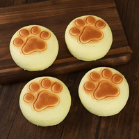 Jouet anti-stress en mousse PU à rebond lent avec logo personnalisé, en forme de toast, pour soulager l'anxiété et la décompression, idéal comme cadeau promotionnel