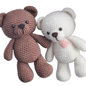 Jouet en peluche personnalisé au Crochet, jouet ours de bébé fait à la main - Product Image 1
