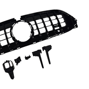 Parrilla Mercedes-Benz CLE Negra de ABS Estilo Vertical para Modelos W236 2023-2025 - Product Image 5