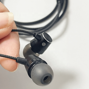 Auricolari all'ingrosso di fabbrica auricolari cablati <span class=keywords><strong>cuffie</strong></span> da 3.5mm <span class=keywords><strong>con</strong></span> microfono <span class=keywords><strong>cuffie</strong></span> stereo compatibili <span class=keywords><strong>con</strong></span> <span class=keywords><strong>iPhone</strong></span> e Android, i-Pad - Product Image 4
