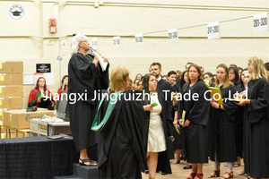Toga de Graduación de la Universidad de <span class=keywords><strong>Waterloo</strong></span>, Fabricada a Medida, de Buena Calidad, al por Mayor, OEM, con Capucha de Graduación - Product Image 6