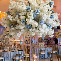 Boule de fleurs artificielle d'hortensia bleu ciel de luxe en soie moderne de haute qualité, fausse boule de fleurs bleue pour centres de table