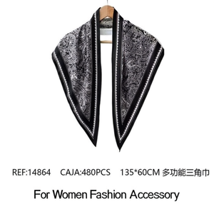 Sciarpa triangolare multifunzionale 135x60 cm per donna, accessorio di moda - Product Image 3