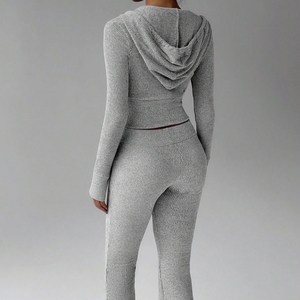 Nuovo Completo Due Pezzi da Donna per Autunno <span class=keywords><strong>e</strong></span> Inverno, Felpa Corta con Zip <span class=keywords><strong>e</strong></span> Cappuccio, Maniche Lunghe, Stile Casual - Product Image 3